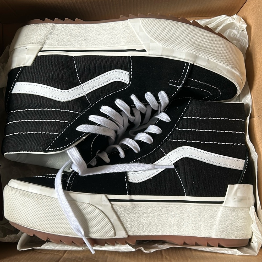 Platform Vans Black And White